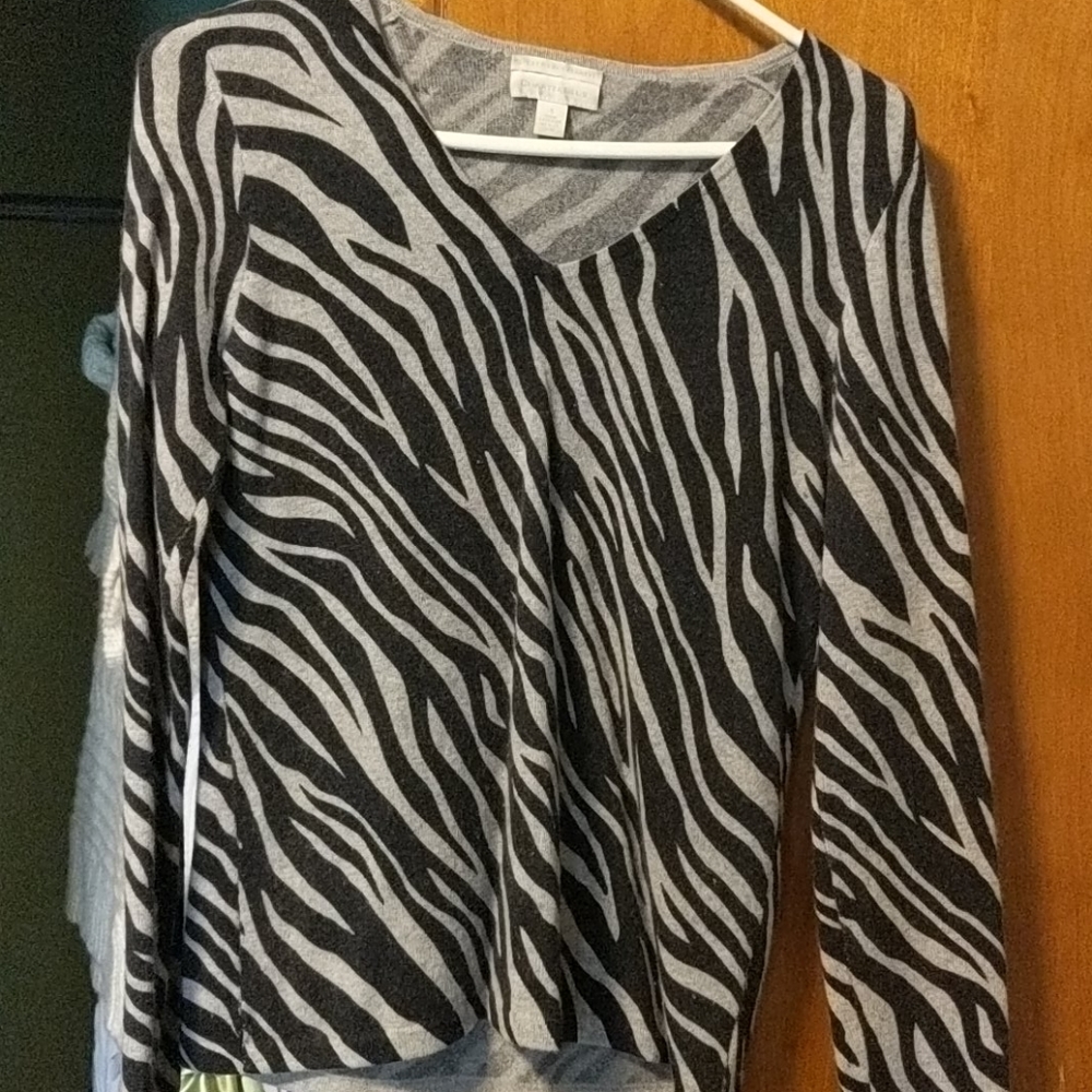 Cashmere charter club sweater